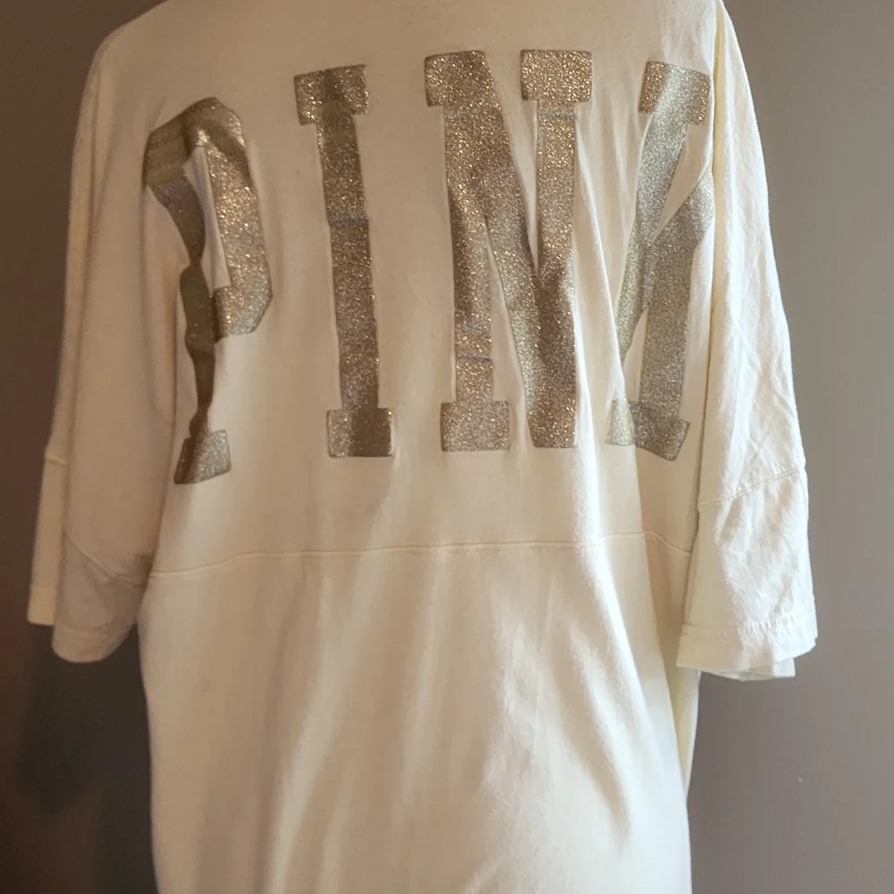 PINK VICTORIA'S SECRET SS T-SHIRT - Picture 3 of 6